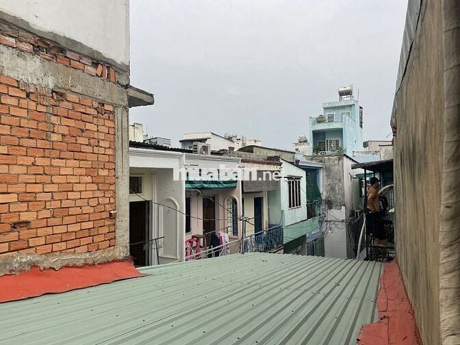 Nhà quận 7,cần bán gấp nhà ở quận 7 giá 4,5 tỷ