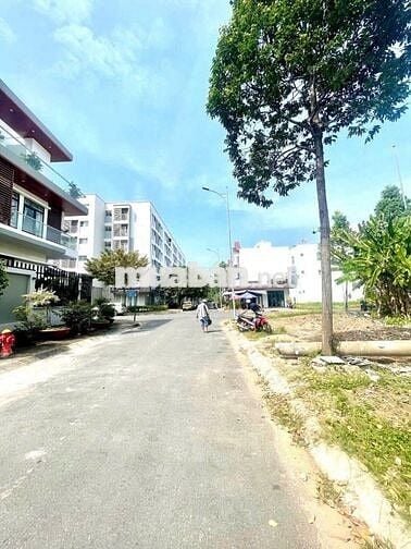 Bán nền góc 2 mặt tiền khu dân cư nam long, đường số 4 & 2