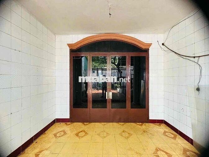 Nhà cấp 4 DT 120m2 gần đường Tô Vĩnh Diện, Vincom Thủ Đức