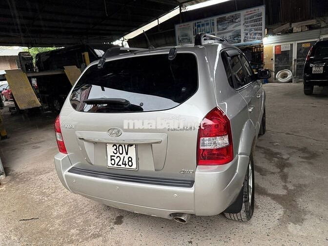 Hyundai tucson nhâp  khâu my ban 2.0 may xăng