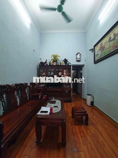 Nhanh! Chính Kinh, kinh doanh, 40m ra phố, ngõ 3m. Nhà đẹp.44m Chỉ 7,8