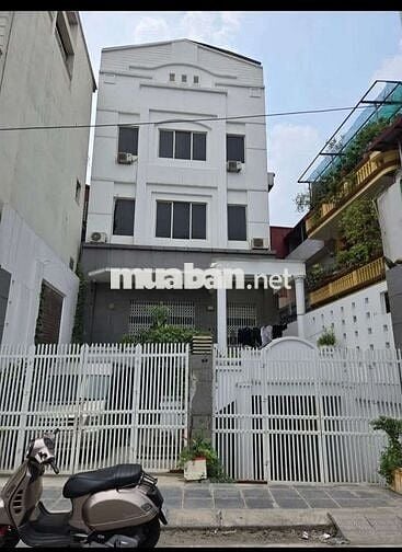 Tôi cần bán nhà mặt phố Âu Cơ diện tích 287m, 6tầng thang máy.