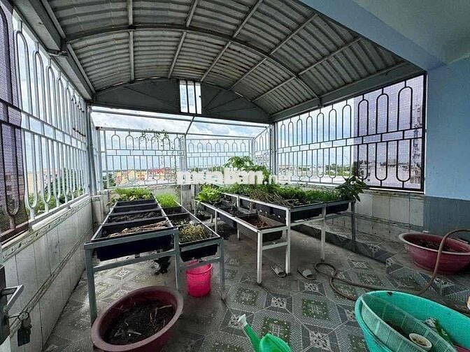 NHÀ MẶT TIỀN ĐƯỜNG HUỲNH TẤN PHÁT, NHÀ BÈ.