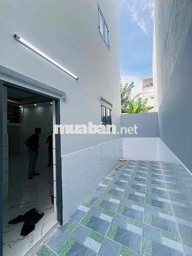 Nhà 3 Tầng Đẹp — Bình Tân 81.7M2 (4.2mx18m) Nở Hậu 7m - Hướng Đông