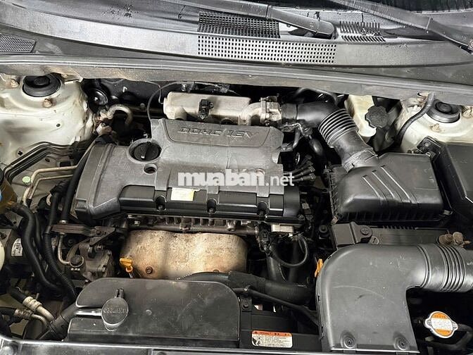 Hyundai tucson nhâp  khâu my ban 2.0 may xăng