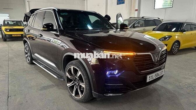 VinFast Lux SA2.0 2021 Premium 2.0 AT - 45000 km