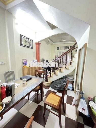 BÁN NHÀ LÔ GÓC – PHỐ NGUYỄN KHOÁI – QUẬN HOÀNG MAI 🌟 Ô TÔ CÁCH 30M –