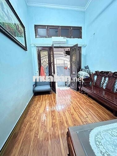 Nhanh! Chính Kinh, kinh doanh, 40m ra phố, ngõ 3m. Nhà đẹp.44m Chỉ 7,8