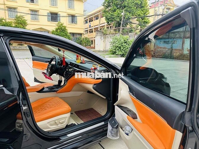 Toyota Camry 2019 2.0G - 76000 km