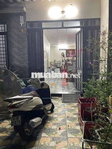 Bán nhà ngay Miếu Ông Cù, Thuận An, 200m2/1 Tỷ350TR, Sổ Hồng Riêng