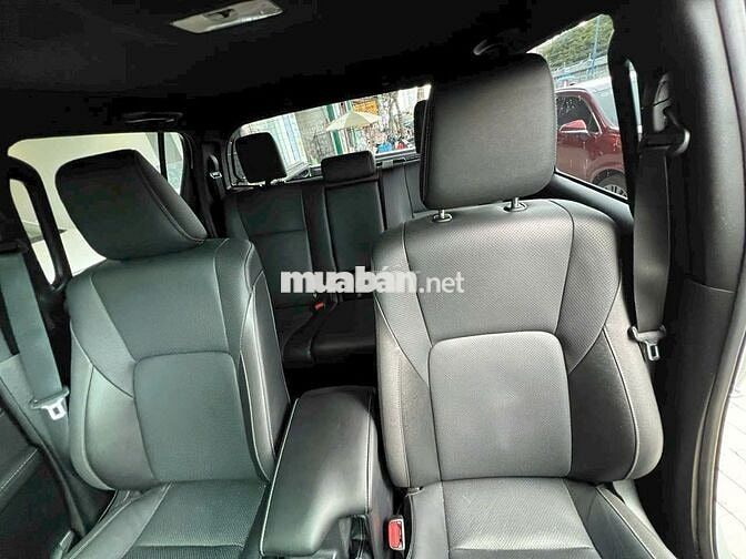Toyota Hilux 2.8Q adventure model 2025