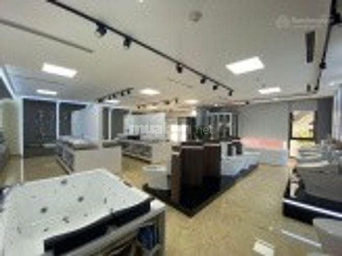 Siêu phẩm mặt phố vip toà building đẳng cắp mặt phố Hoàng Quốc Việt