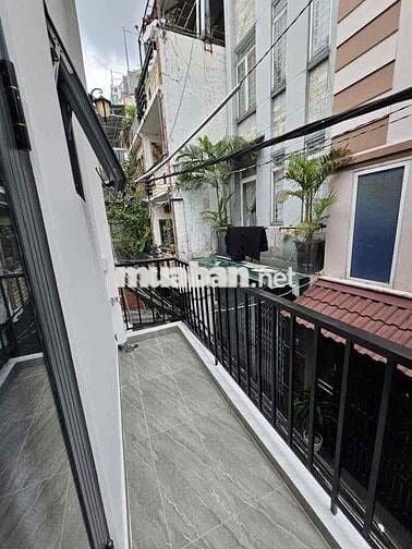 NHÀ XÂY MỚI, DỌN VÀO Ở NGAY KHU VIP TÂN BÌNH NHỈNH 2Ty