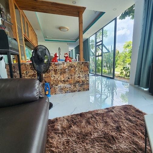 Cần bán nhà mặt tiền đường DH14, căn góc chợ Long Thượng, Phước Lý