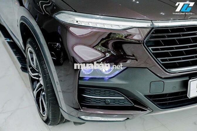 Vinfast Lux SA Premium 2.0 AT - 45000 km