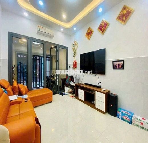 Quận Phú Nhuận - HXH Huỳnh Văn Bánh - Sổ vuông 3.5x13.5 m - 9.5 tỷ
