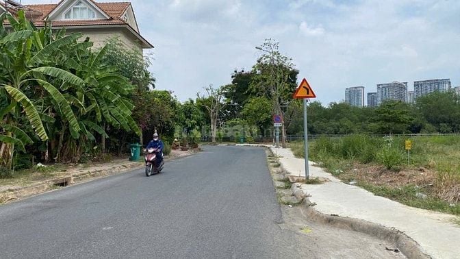 Bán đất nền góc dự án Văn Minh Quận 2 mặt đường Thân Văn Nhiếp 294m2