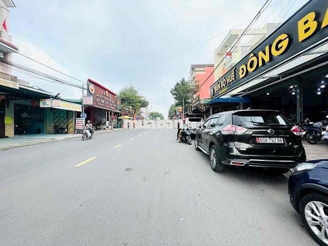 cần bán lô đất rẽ nhất trong khu dân cư phú thịnh long bình tần cổng11