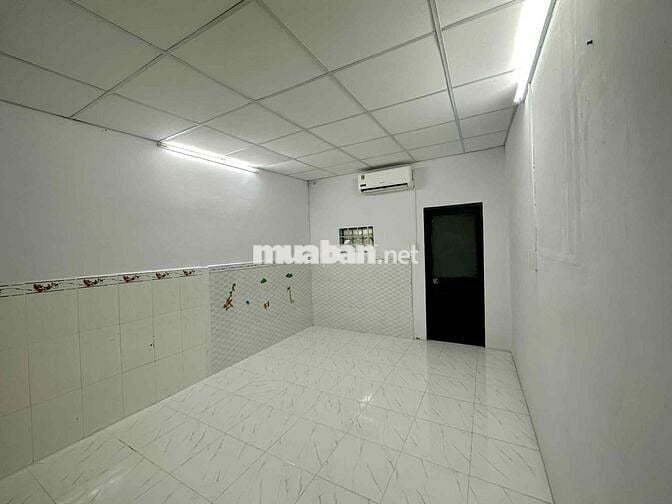 Cho thuê nhà 2 mặt tiền HBG Ngô Tất Tố P19  Q Bình Thạnh.
