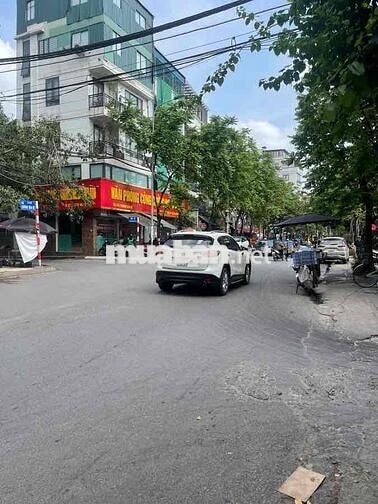 Gia đình cần bán Đất mặt phố Dương văn Bé -Hai Bà Trưng 55m