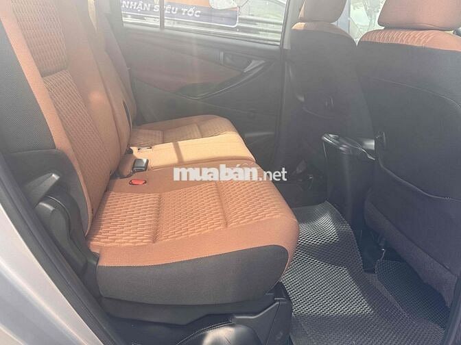 Toyota Innova 2020 E 2.0 MT - 57000 km