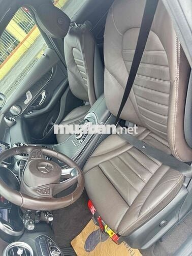 Mercedes Benz GLC Class 2017 300 - 62000 km