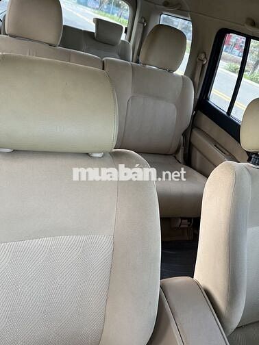 Ford Everest 2011 2.5L 4x2 MT - 78500 km