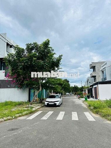 Đất khu Bá Tùng- Ngũ Hành Sơn 3tỷ250 đường 5.5m sạch đẹp