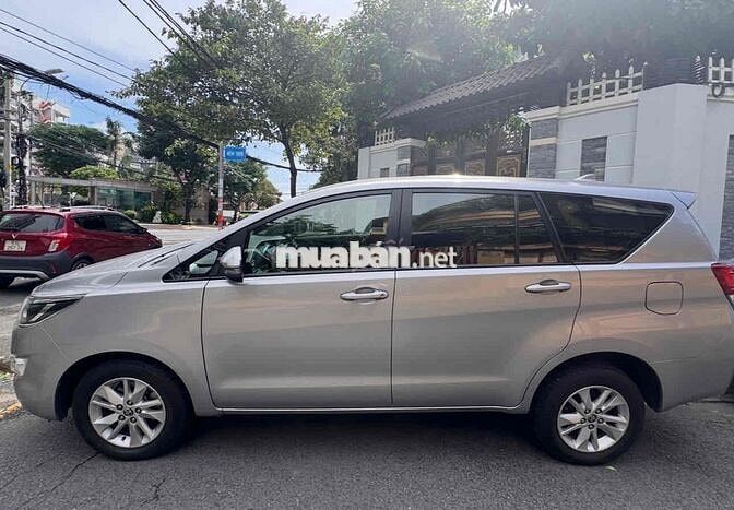 Toyota Innova 2020 E 2.0 MT - 57000 km
