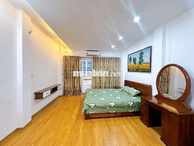 Trần Hoà- Đại Kim- Kim Giang. 38m 5 tầng 6 ngủ hơn 6.x tỷ