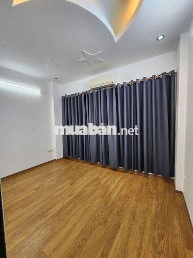 Trần Hoà- Đại Kim- Kim Giang. 38m 5 tầng 6 ngủ hơn 6.x tỷ