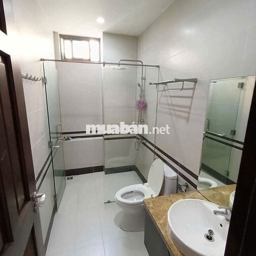 Cho Thuê Nguyên Căn Tòa Nhà 11 Núi Thành Phường 13 Tân Bình Giá 55Tr