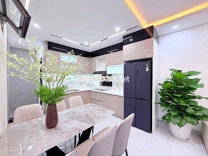 nhà đẹp cần bán kiệt 3m Nguyễn Phước Nguyên