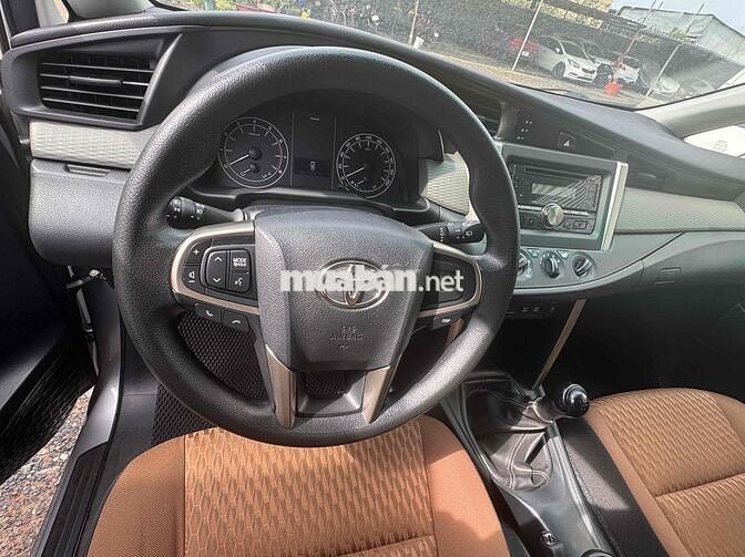 Toyota Innova 2020 E 2.0 MT - 57000 km