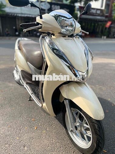 cần ra đi nhanh em lead 2018