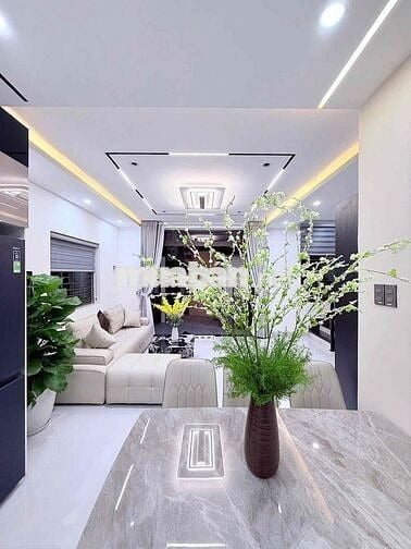 nhà đẹp cần bán kiệt 3m Nguyễn Phước Nguyên