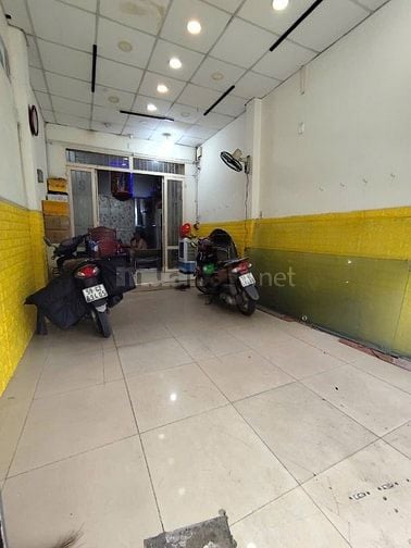 Mặt bằng kinh doanh ngay trung tâm cityland + ngay ngã tư VIP