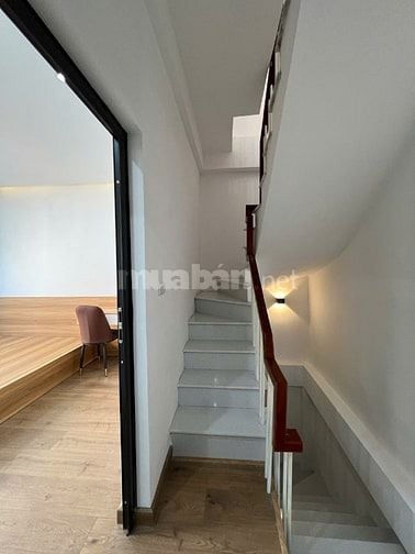 Bán Nhà Bạch Đằng Hai Bà Trưng 24m 4 tầng 3 ngủ Đủ đồ gần phố 5 tỷ xx