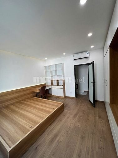 Bán Nhà Bạch Đằng Hai Bà Trưng 24m 4 tầng 3 ngủ Đủ đồ gần phố 5 tỷ xx