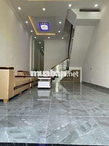 Cần bán gấp nhà 1 trệt 1 lầu giá 600 triệu