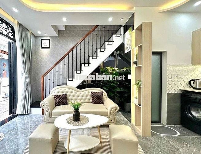 Cần bán gấp căn nhà hẻm. 377/ phan văn trị p11. bình Thạnh