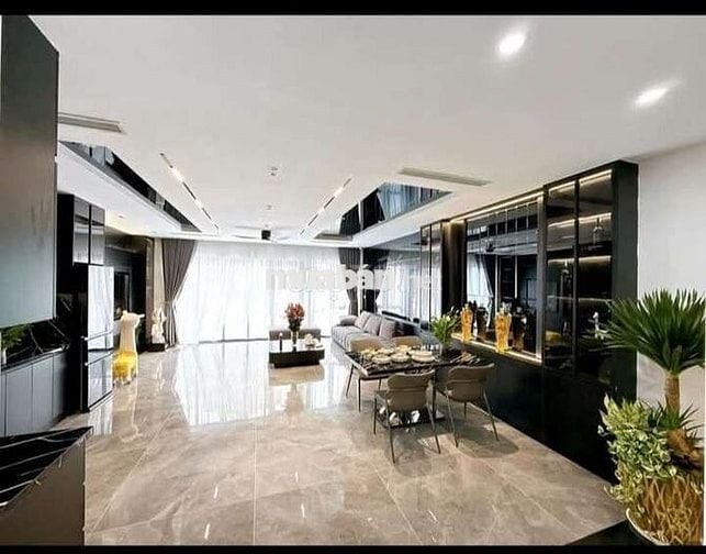Tôi cần bán nhà liền kề Định Công 6tầng thang máy full nội thất .