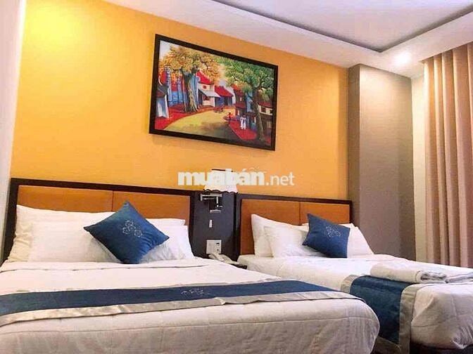 🏢Bán Khách sạn đừờng 11m Hùng Vương khu phố tây,cách biển 300m