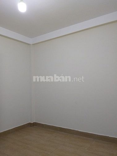Cho Thuê Nhà Nguyên Căn 3 Tầng + Sân Thượng, Đường Nguyễn Tuyển, Hẻm Ô