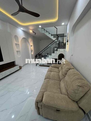BÁN NHÀ 3 TẦNG 48M² - HẺM 8M NGUYỄN QUÝ YÊM - GIÁ 5.5 TỶ