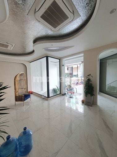 Nhà 38 rần Khắc Chân, Q1. DT 8x15m, Hầm, Trệt, 3 lầu, thang máy, 90tr