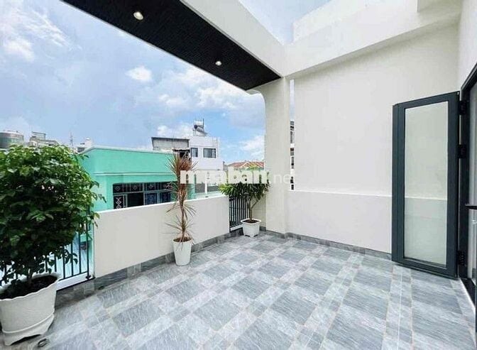 Chú Chính cần bán nhà đường Cô Giang, Quận 1. Giá 6Tỷ160/DT: 4m x 10m.