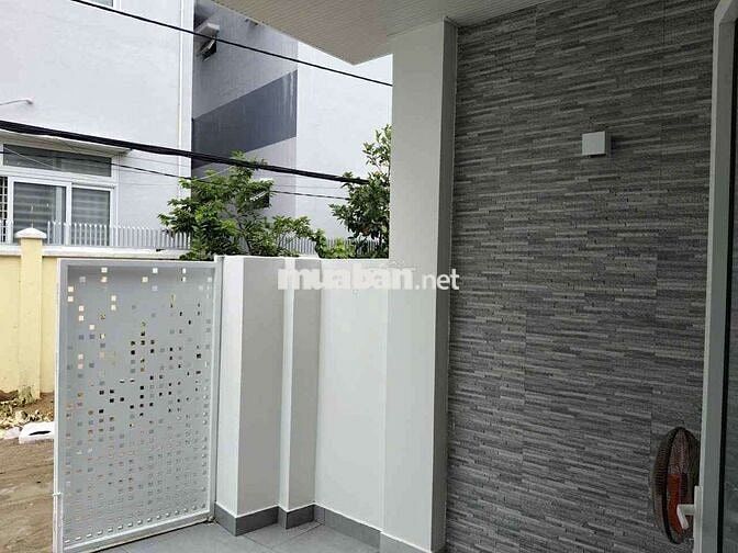 BÁN: CĂN VILLA NHỎ XINH ĐẸP KIỆT ĐƯỜNG CÁCH MẠNG THÁNG 8 PHƯỜNG CẨM LỆ