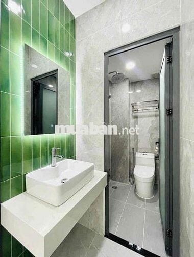 Chú Chính cần bán nhà đường Cô Giang, Quận 1. Giá 6Tỷ160/DT: 4m x 10m.
