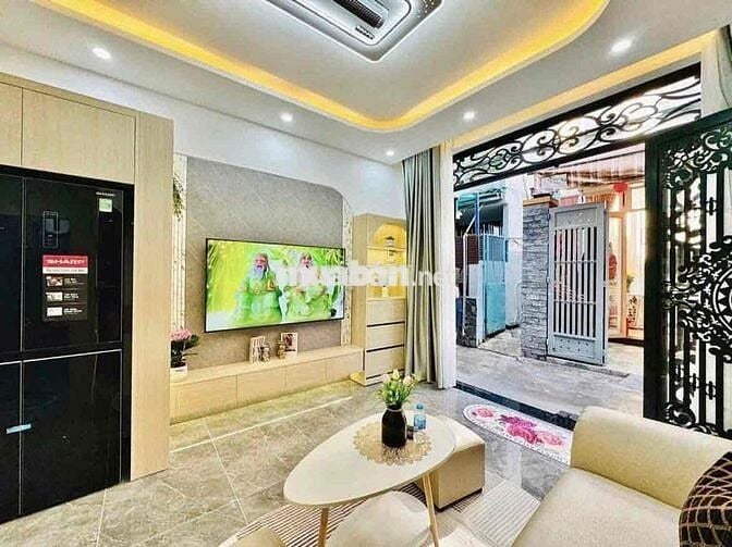 Cần bán gấp căn nhà hẻm. 377/ phan văn trị p11. bình Thạnh